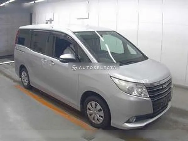 Toyota Noah 2014, auction grade 3