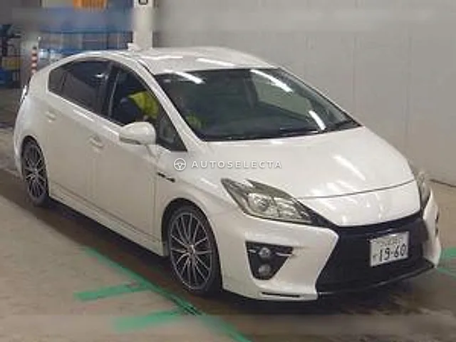 Toyota Prius 2012, auction grade 4