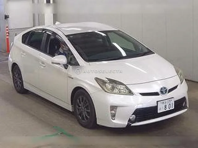 Toyota Prius 2014, auction grade 4