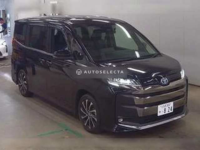 Toyota Noah 2022, auction grade 4.5