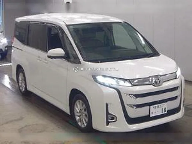 Toyota Noah 2023, auction grade 4.5