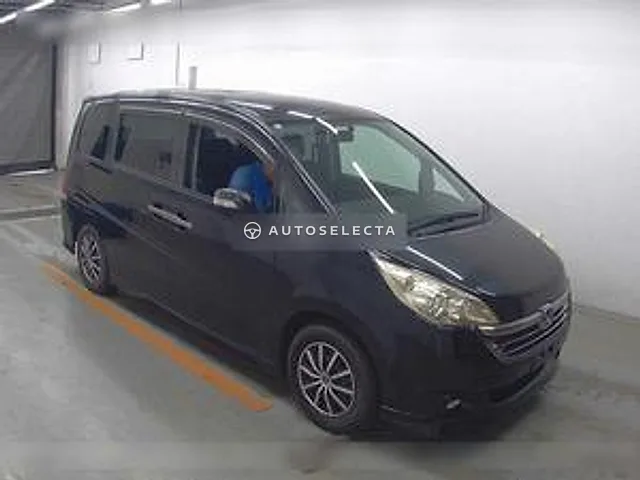 Honda Stepwgn 2006, auction grade 3.5