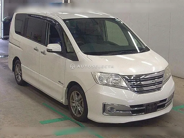 Nissan Serena 2013, auction grade 3.5