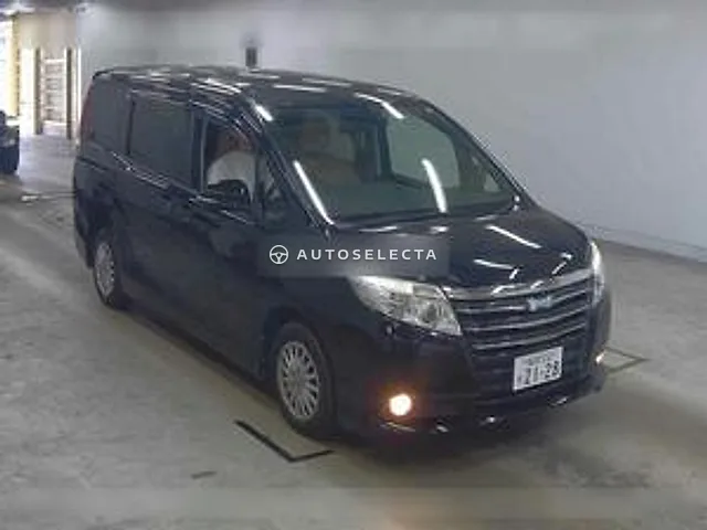 Toyota Noah 2014, auction grade R