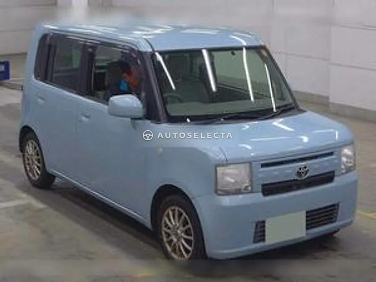 Toyota Pixis Space 2014, photo 1 of 1