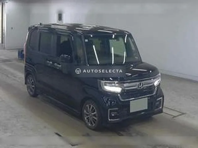 Honda N-BOX Custom 2021, auction grade 4.5