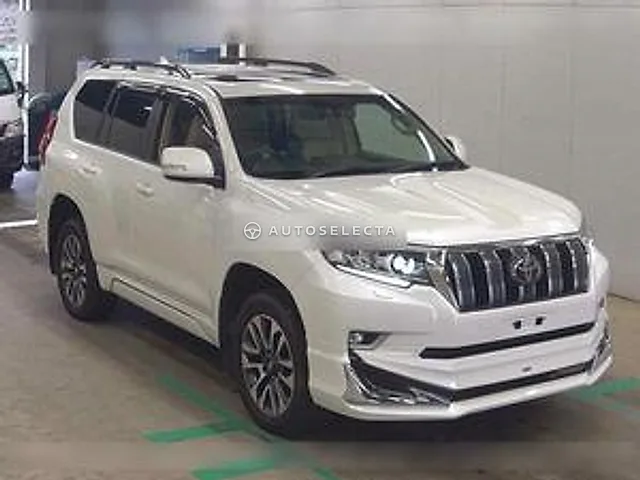 Toyota Land Cruiser Prado 2022, auction grade 4.5
