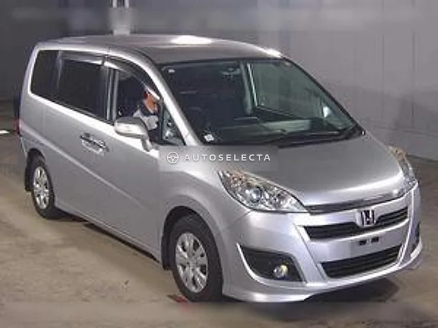 Honda Stepwgn 2008, auction grade 4.5
