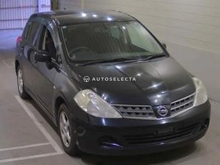 Nissan Tiida 2011, photo 1 of 1