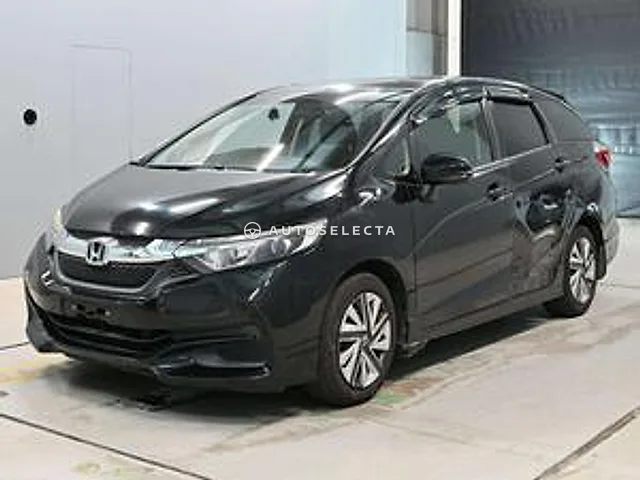Honda Shuttle 2015, auction grade 3