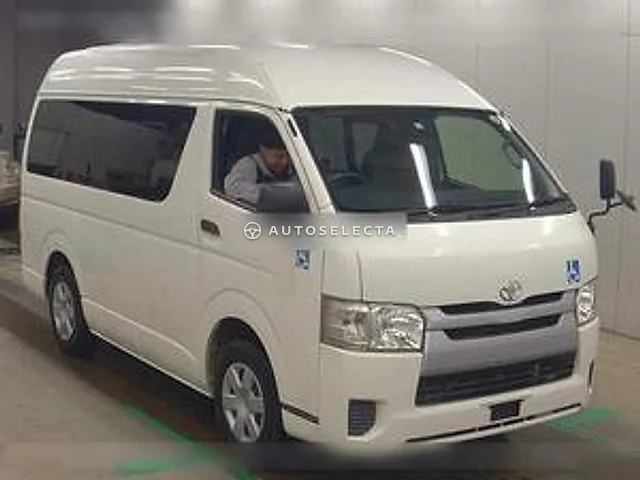 Toyota Hiace Van 2014, auction grade 3