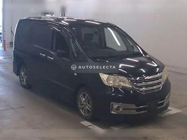 Nissan Serena 2011