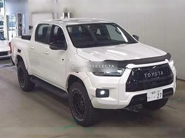 Toyota Hilux GR Sport 2023, auction grade 4.5