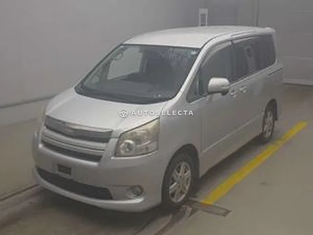 Toyota Noah 2007, auction grade 3.5