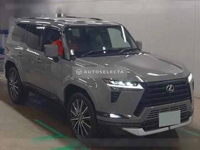 Lexus GX 2025, auction grade 5
