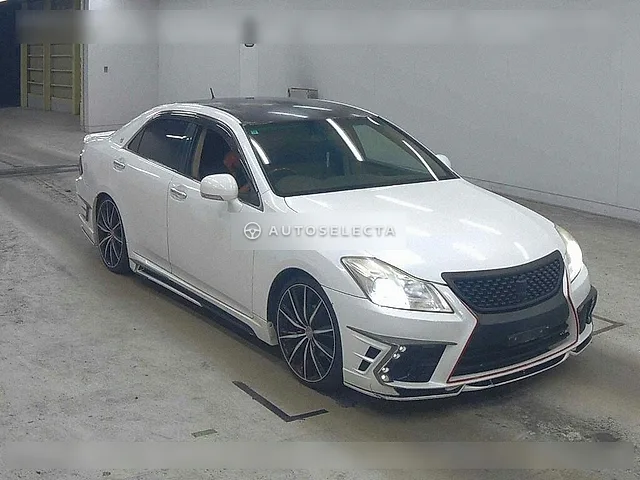 Toyota Crown 2008, auction grade 3.5