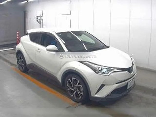 Toyota C-HR 2019, auction grade 4.5