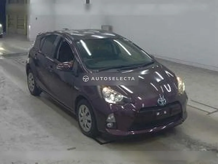 Toyota Aqua 2014, photo 1 of 1