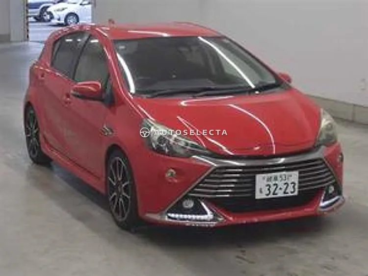 Toyota Aqua 2016, photo 1 of 1