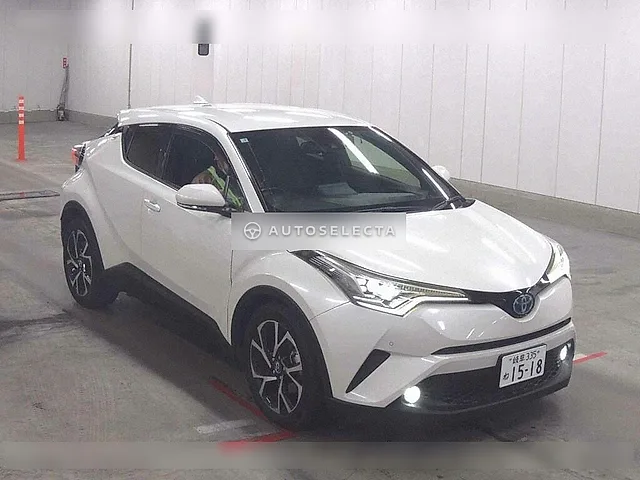 Toyota C-HR 2017, auction grade 4.5