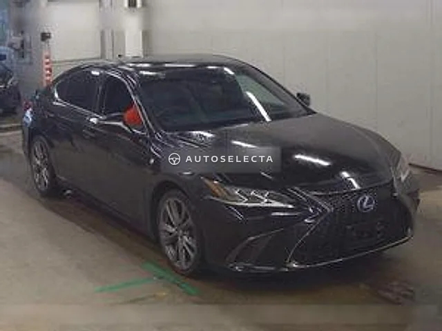 Lexus ES 2019, auction grade R