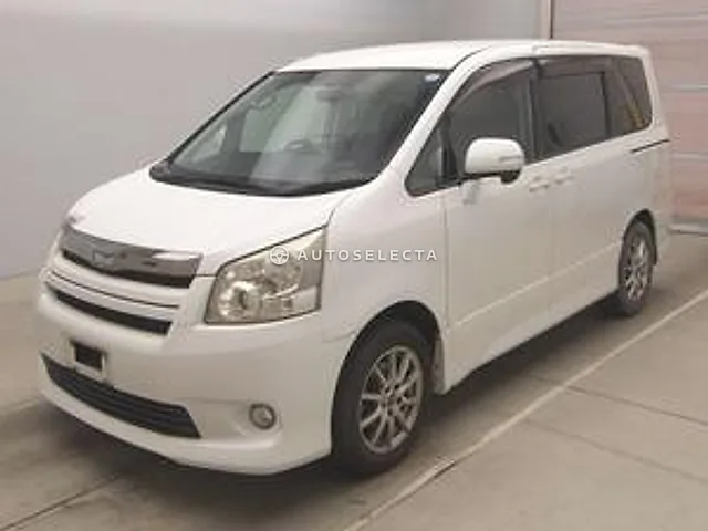 Toyota Noah 2010, auction grade RA