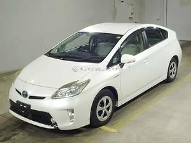 Toyota Prius 2014, auction grade R