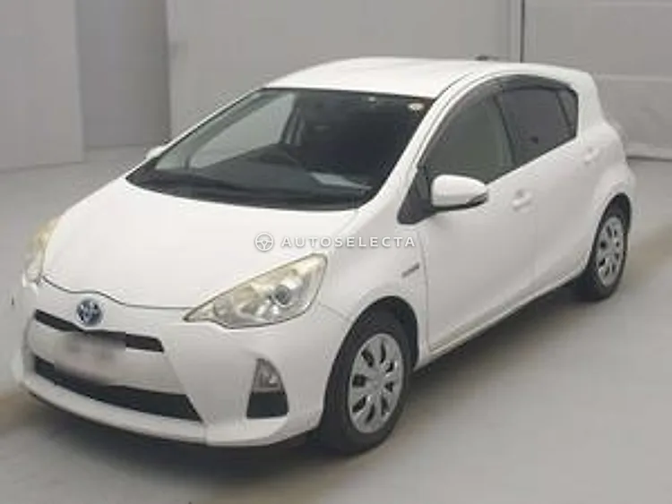 Toyota Aqua 2014, photo 1 of 1
