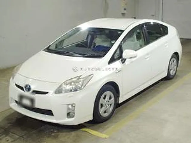 Toyota Prius 2011, auction grade 3