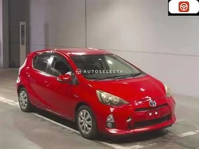 Toyota Aqua 2012, auction grade R