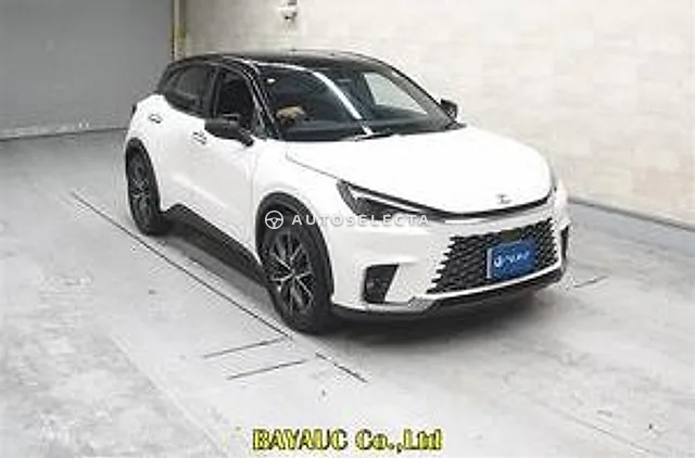 Lexus LBX 2024, auction grade R