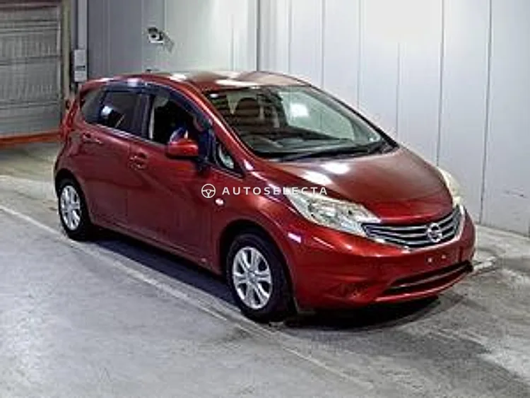 Nissan Note 2013, photo 1 of 1