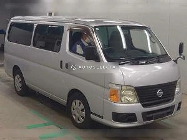 Nissan Caravan Coach 2011, auction grade 3.5