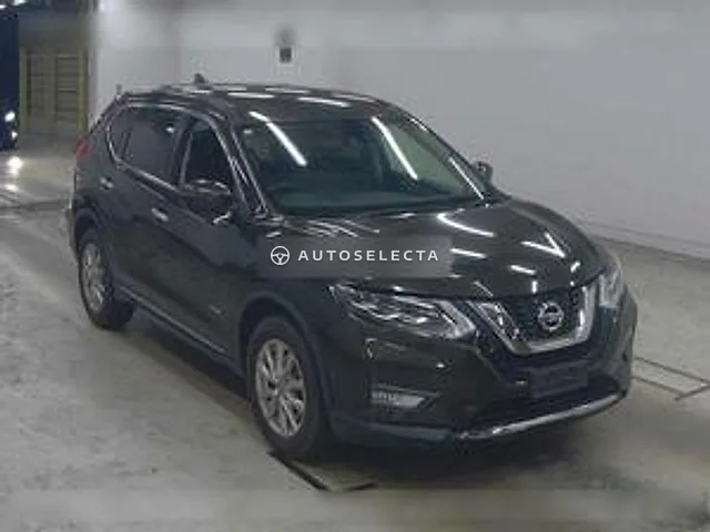 Nissan X-Trail 2018, auction grade 3.5