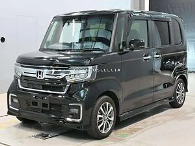 Honda N-BOX Custom 2023, auction grade RA
