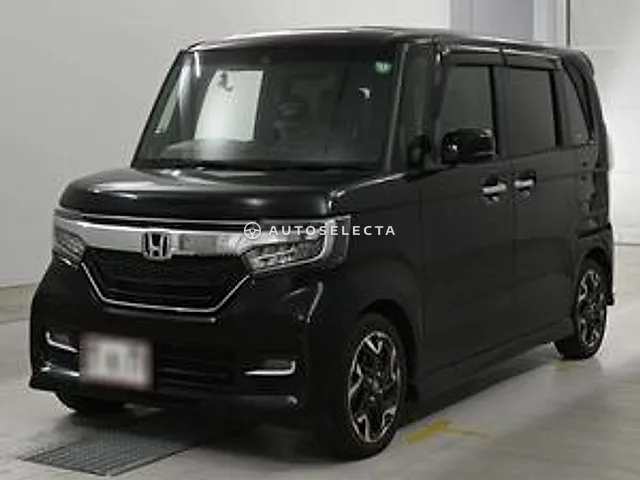 Honda N-BOX Custom 2017, auction grade 4