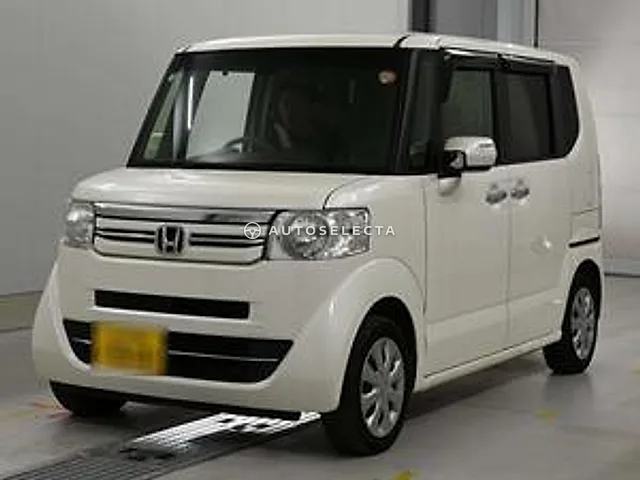 Honda N-BOX 2016, auction grade 3.5