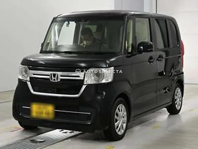 Honda N-BOX 2022, auction grade 4.5