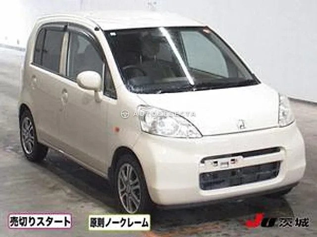 Honda Life 2008, auction grade R