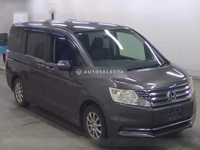 Honda Stepwgn 2014, auction grade 3.5
