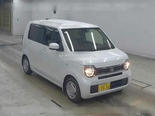 Honda N-WGN 2022, auction grade 3.5