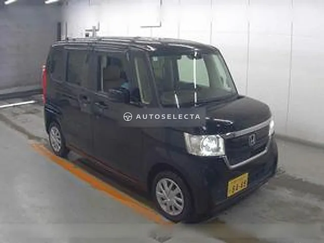 Honda N-BOX 2018, auction grade 4