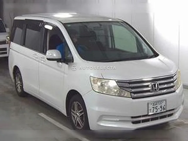 Honda Stepwgn 2013, auction grade RA