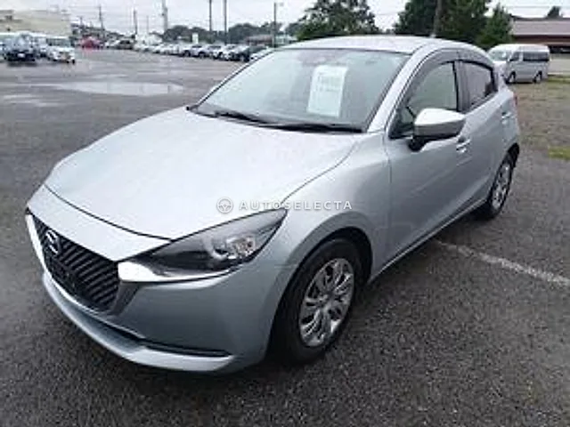 Mazda MAZDA2 2021, auction grade 4.5