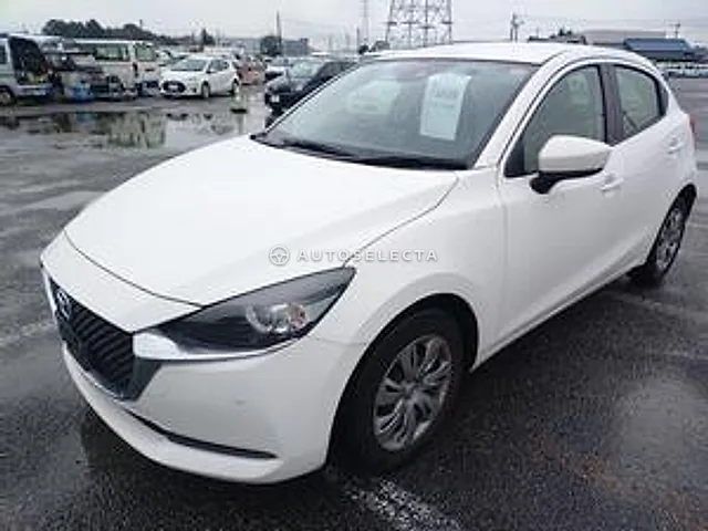Mazda MAZDA2 2021, auction grade 3.5