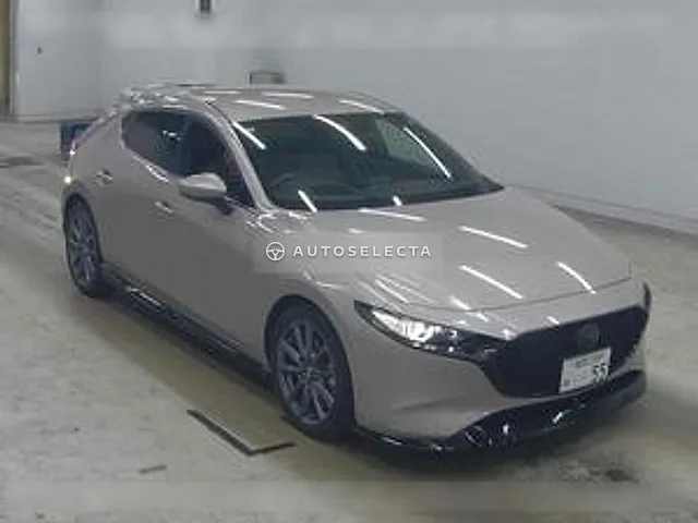 Mazda MAZDA3 Fastback 2023, auction grade 4.5