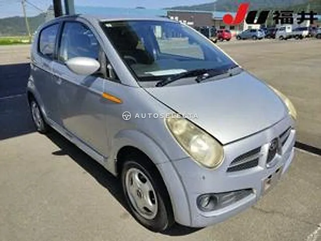 Subaru R2 2003