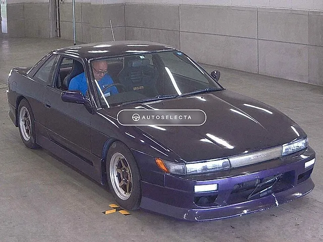 Nissan Silvia 1993, auction grade R