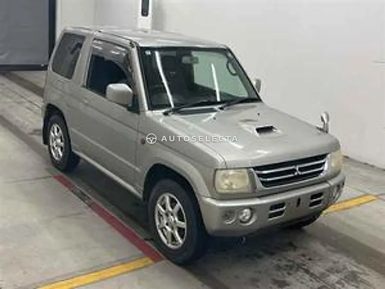 Mitsubishi Pajero Mini 2004, photo 1 of 1
