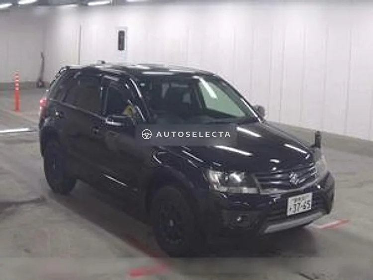 Suzuki Escudo 2014, photo 1 of 6